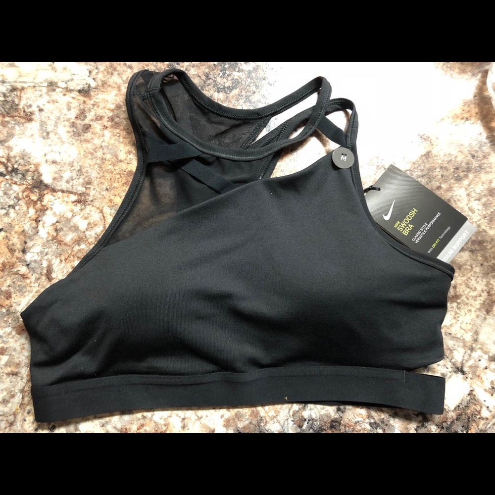 Nike Swoosh Sports Bra